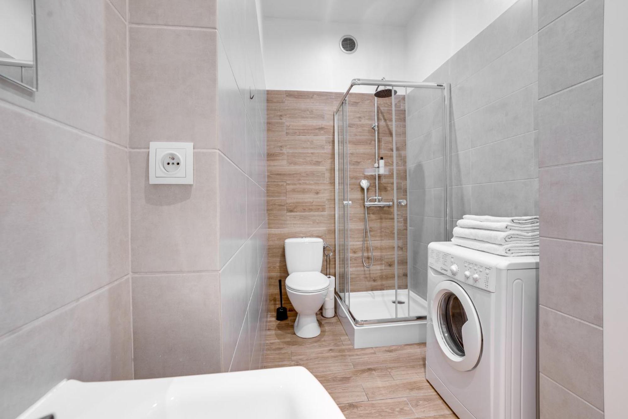 Apartamenty Centrum Dworzec Pkp Self Check-In 24H 卡托维兹 外观 照片